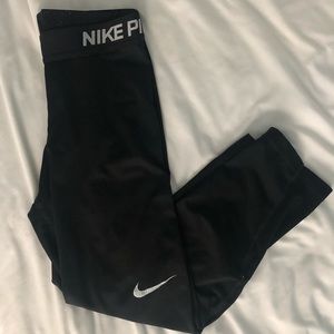 Nike Pro Cropped Leggings